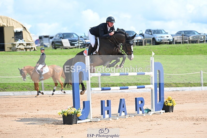 230721A-105052-05462 - Cls 6, 2 Star Medium 1.35m