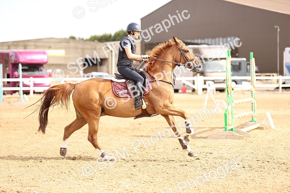 SBM_001661 - Class 6 - Senior Newcomers 1.10m