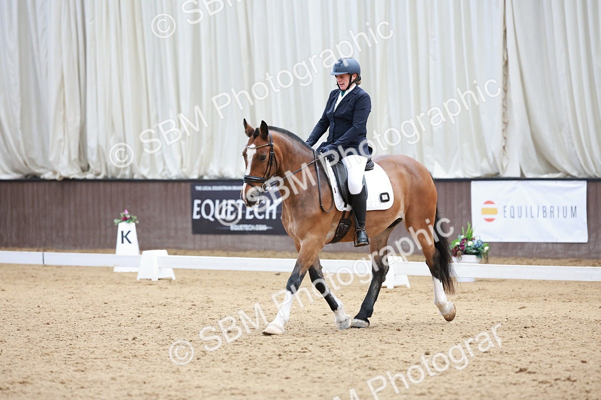 SBM_009017 - Class 6b - Novice 6 - 11.02-12.19