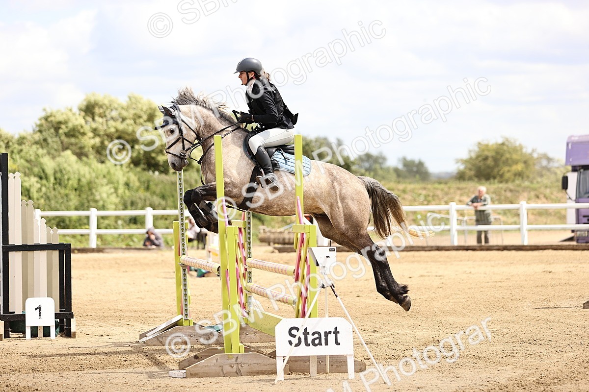 SBM_007909 - Class 3 - 90cm showjumping
