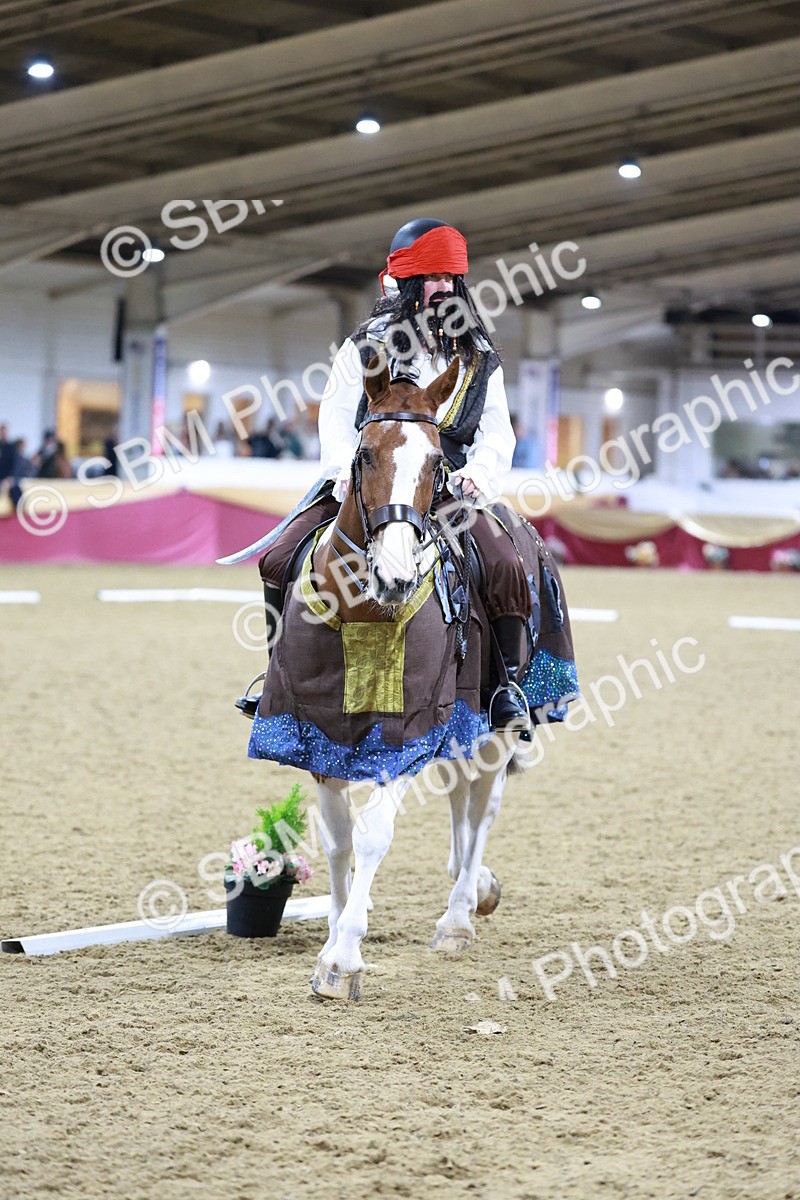 SBM_10381 - Class 62 - Strictly Fancy Dress-Age