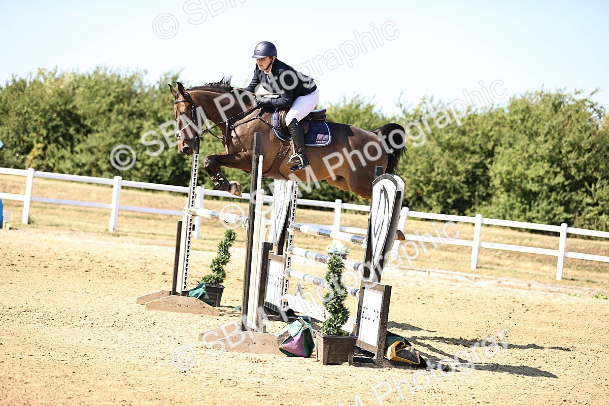 SBM_015683 - Class 16 - Senior foxhunter - 1.20m Open