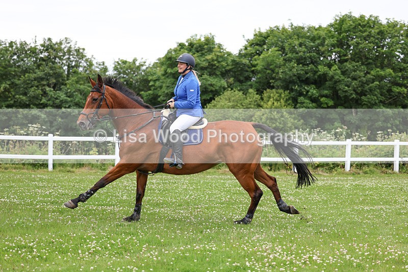 3E7A3647 - Class 6: Hawkins Motors Senior 1.00m Derby