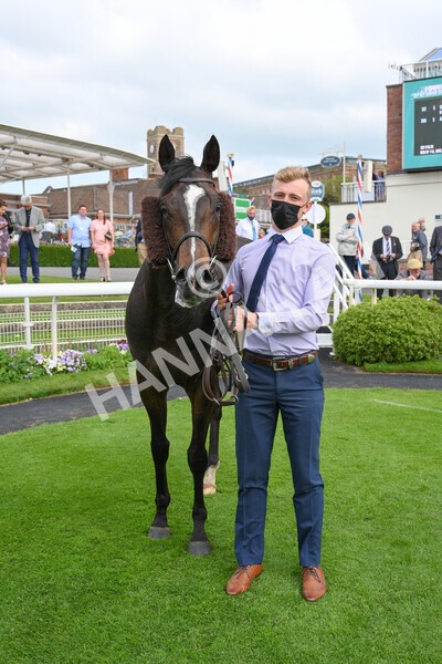 yr11062021r5-35 - Race 5 4.00pm Sky Bet Ganton Stakes