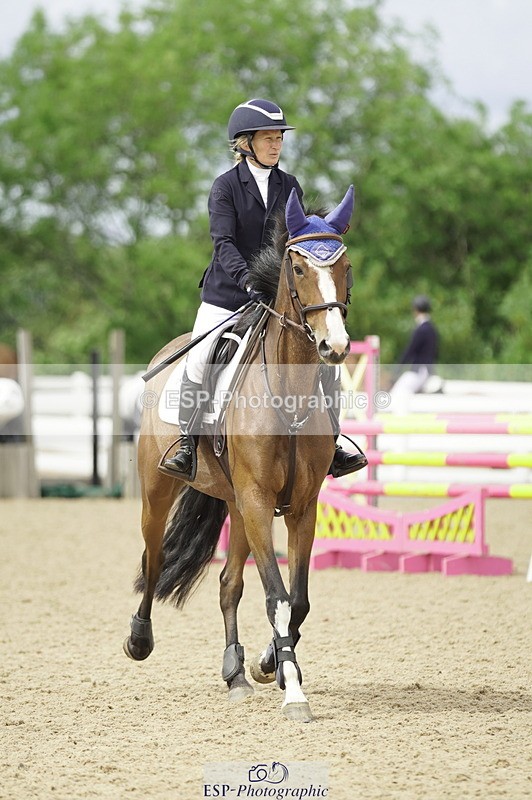 230728A-151138-02625 - Cls 11 1.05m Amateur Quali