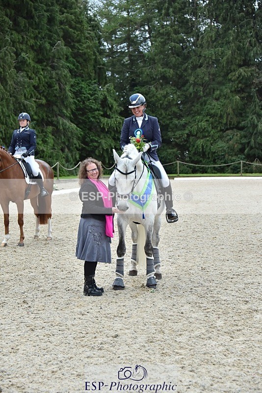 230813-181924-08798 - Medium Silver Presentations