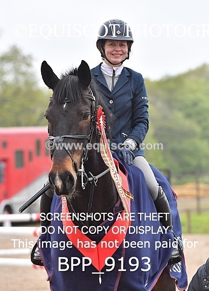 BPP_9193 - CLASS 29 SUN Veterans Show Jumping