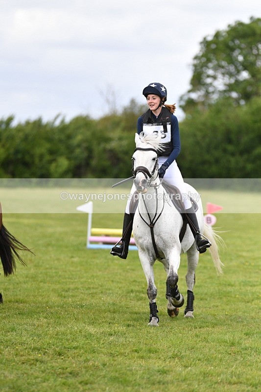 WJ5_3477 - Class 5 80cm Pairs