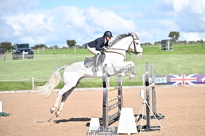 250924-141028-00542 - Cls 6 Foxhunter and 1.20m Open