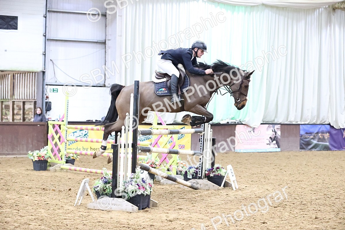 SBM_002436 - Class 11 - Senior Foxhunter - 1.20m