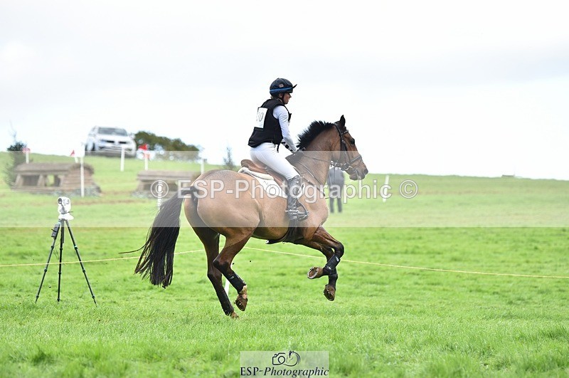 231022-133922-28895 - 330-TRINITY.THANKS.AWFULLY-Imogen.Gloag-XC