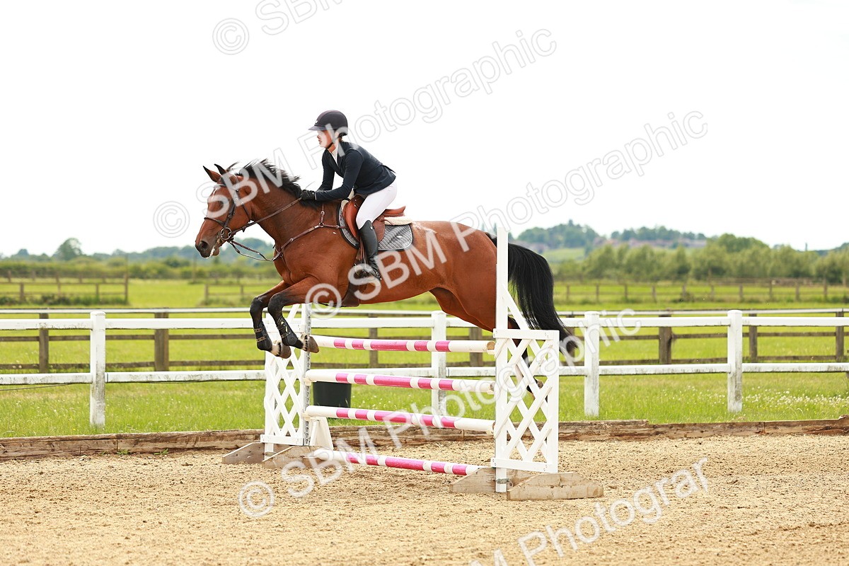 SBM_002196 - Class 4 - Senior Newcomers - 1.10m