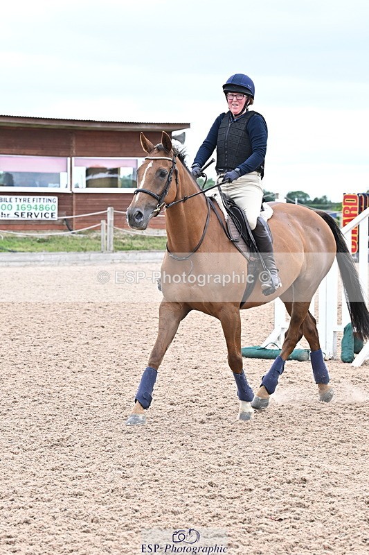 250610A-153618-00021 - Clear Round and 60cm