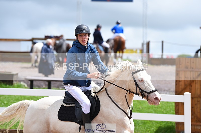 230715A-131550-01189 - Cls 4 Newcomers & 1m Open