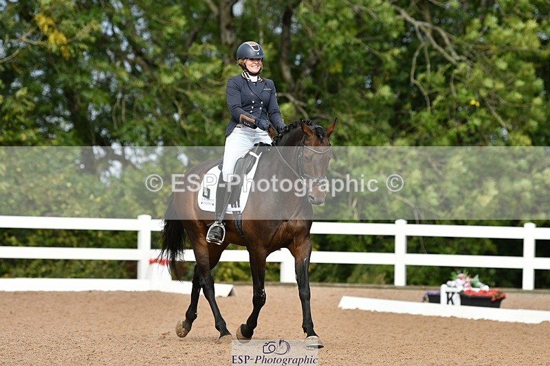 250906-100400-00555 - 098-Lucie.StokoeDionis