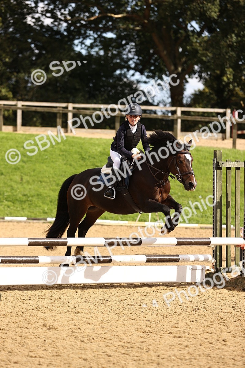 SBM_47886 - J9 - Junior Pony 70cm Championship