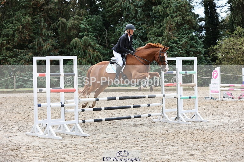 250829A-105915-01262 - Cls 7 British Novice and 90cm