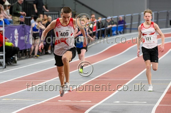 Age26SAT-927097 - Track Male Set One