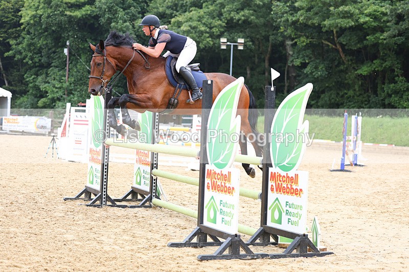 3E7A6270 - Class 8: Senior Newcomers/1.10m open