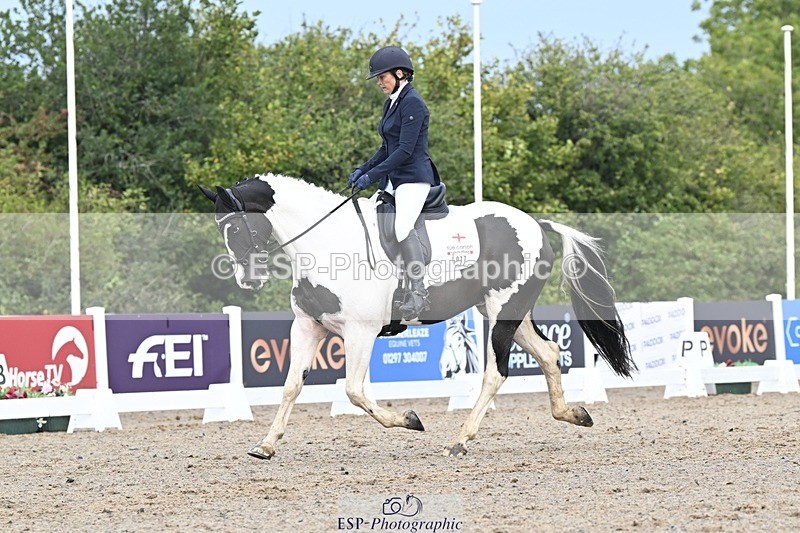 250907-111705-06580 - 077-Sarah.WallDerryroane.Lad