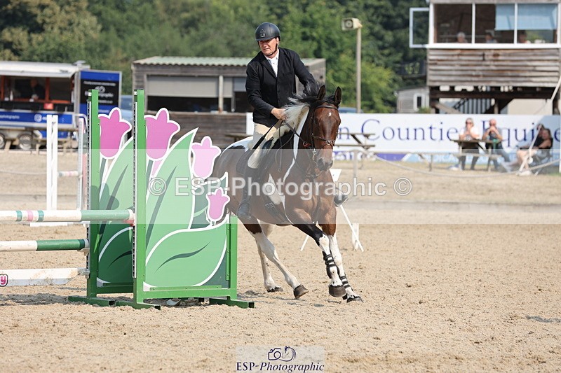 250816A-104125-00806 - Cls 3 Snr British Novice