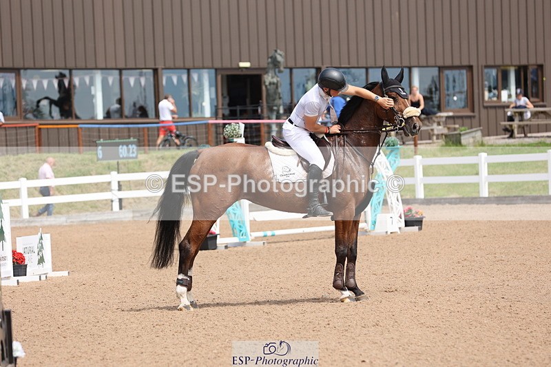 240718A-131819-05526 - Cls 9, 1 Star Bronze Tour 1.10m