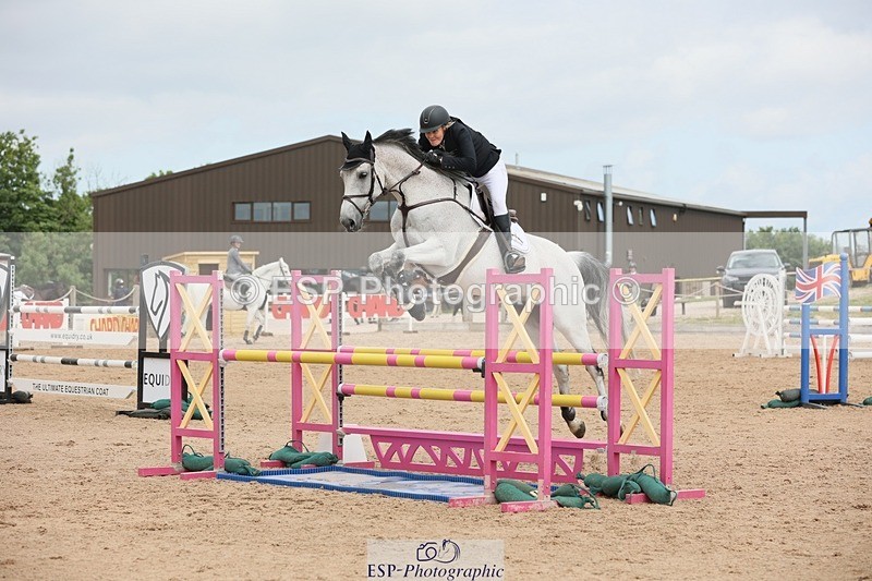 250525-110332-07676 - Cla 27 A&B 1.05 & 1.10m Snr Gran Prix