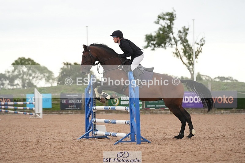 260901-183141-00461 - 90cm Classes