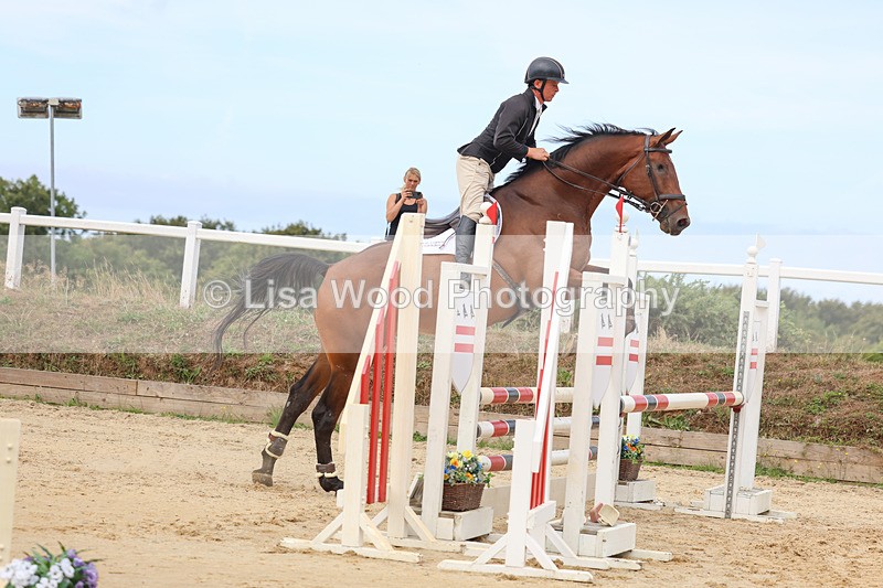 3E7A3354 - Class 4: Senior British Novice/90cm open