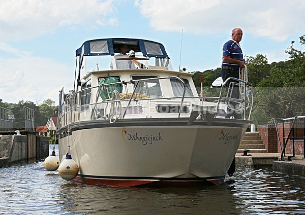 120701 MHAGICJACK WT7A4546 - HENLEY ROYAL REGATTA - Sunday 1st July 2012