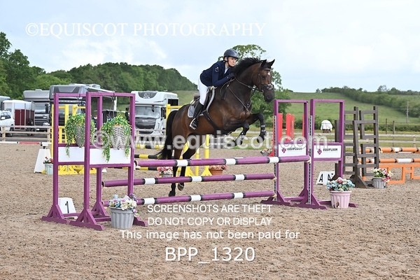 BPP_1320 - CLASS 10 SAT Senior BritiNovice/ 90cm Open