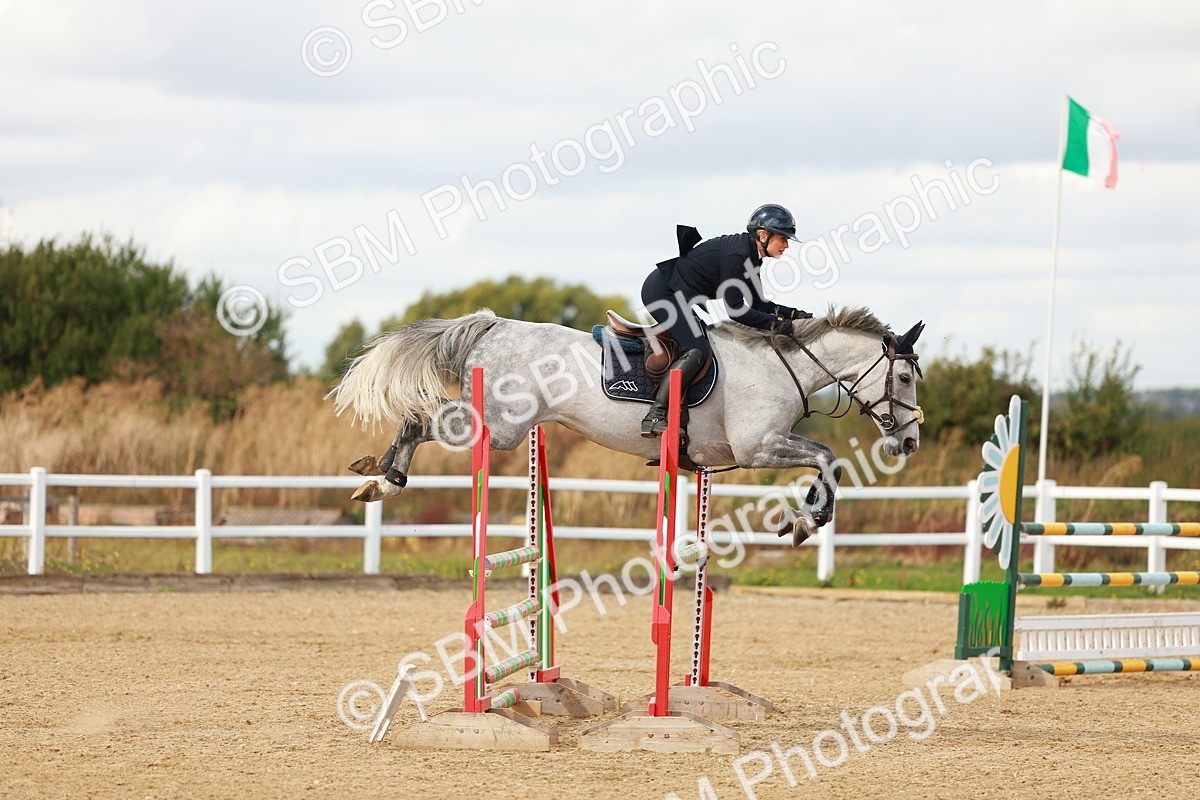 SBM_001318 - Class 4 - Senior Newcomers - 1.10m