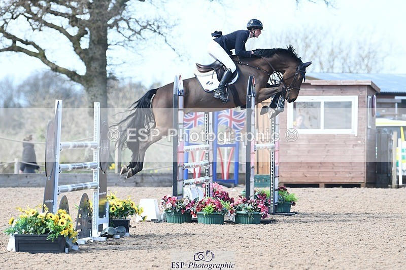 250328-122759-00969 - Cls 3 Snr Foxhunter