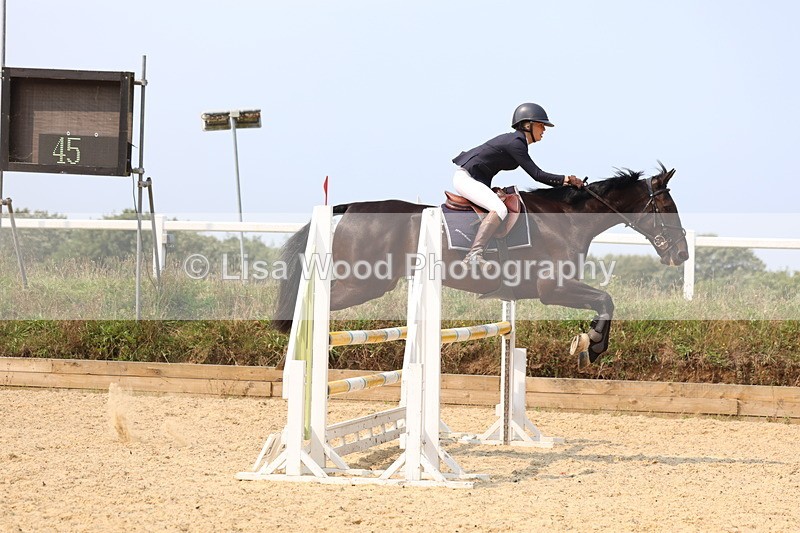 3E7A1923 - Class 5: Senior 95cm