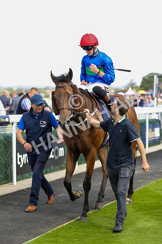 310824-Race 4-Spirit Of Applause-1602 - Race 4