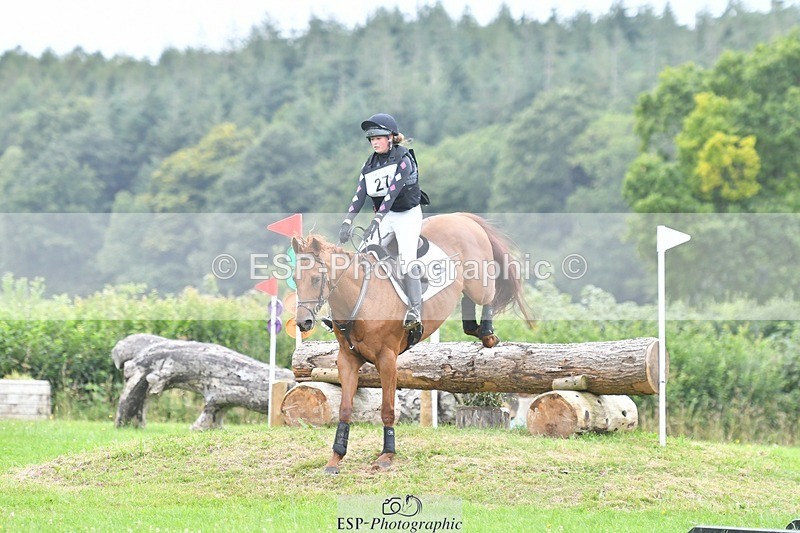 240803-124305-04281 - 027-Tabitha_Trevelyan-Johnson-DUEL_IN_THE_SUN