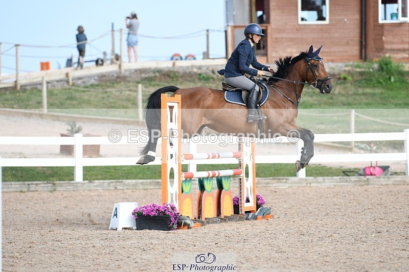 250725-171232-04123 - Cls 10 1.05m Amateur Quali