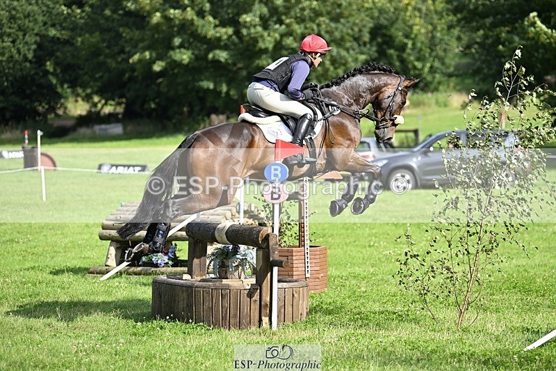 240803-164150-10046 - 271-Rosie_Bradley-Hole-OUT_OF_THE_BLUE_XIV