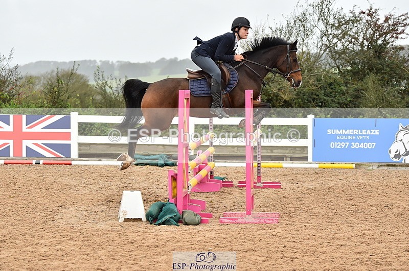 231028A-131950-01660 - Cls 4 Newcomers & 1m Open