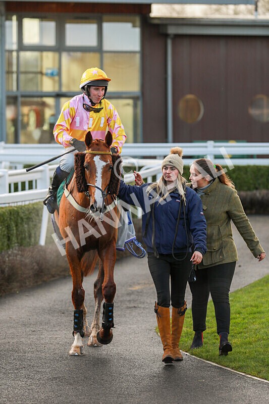 281224-Race 3-Pescatorius-1490 - Race 3