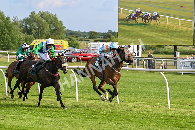 100625-Race 4-Lima Sierra-7009 - Race 4