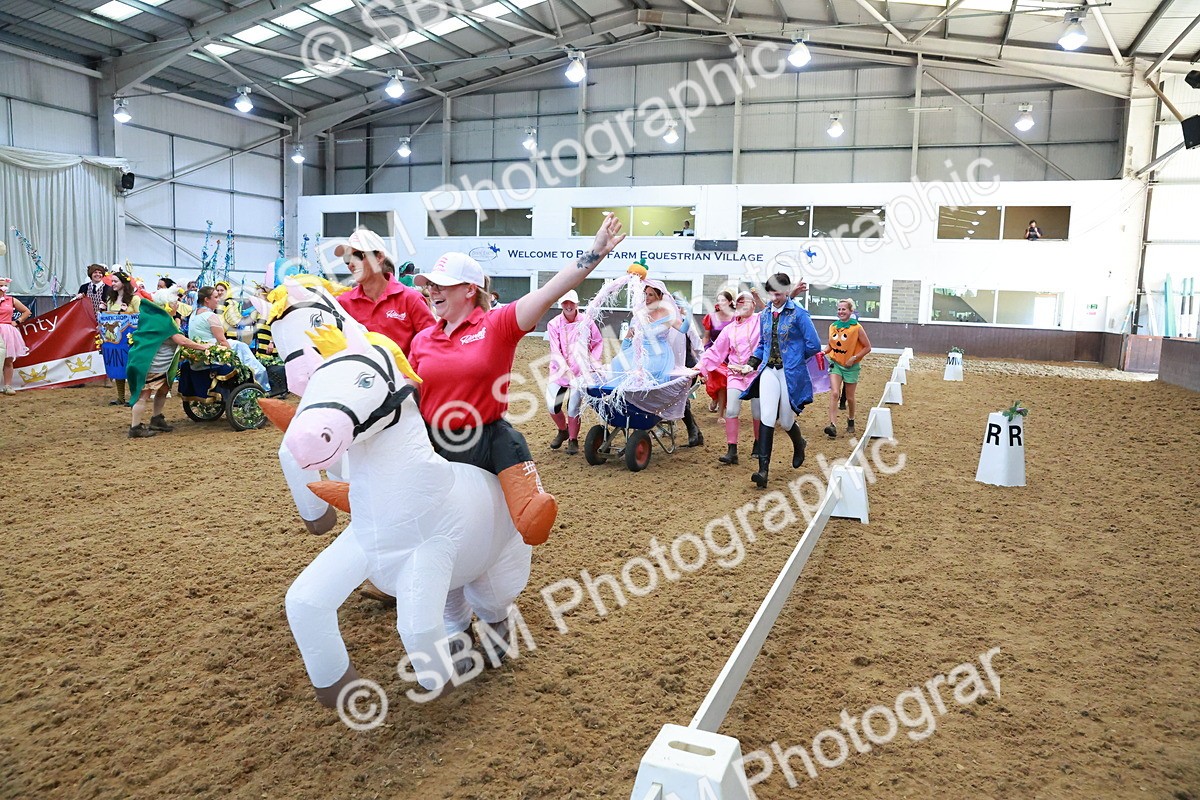 SBM_007977 - Teams Parade