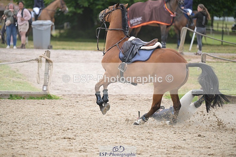 240704-152451-04604 - Cls 8 Discovery and 1m Open