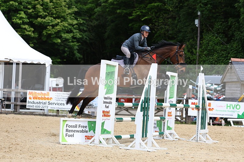 3E7A9276 - Class 7: Senior 1.05m