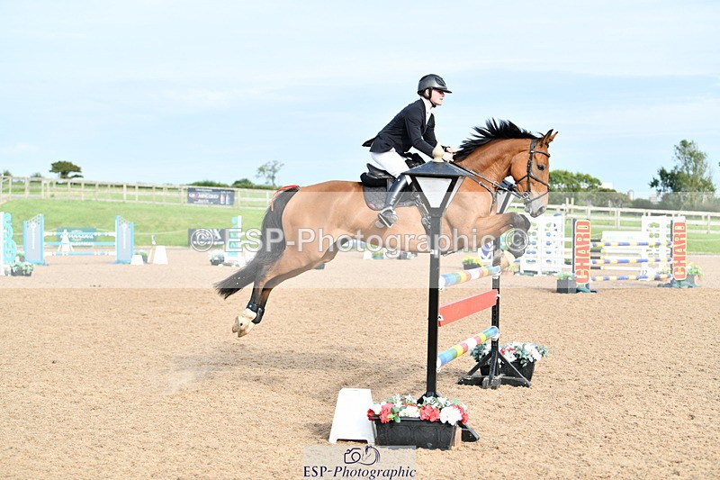 240915A-163910-11065 - Cls 30 Snr Foxhunter