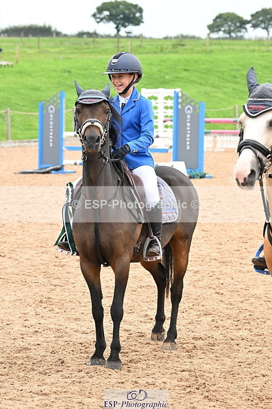 240907A-132635-01977 - Cls 3 Pony Medium Team 80cm & 90cm