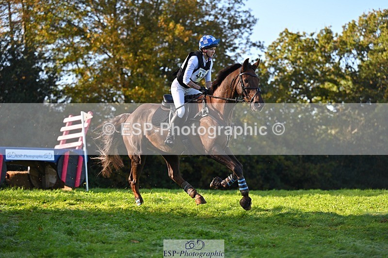 241026-113236-12977 - 411-Madeleine.Loweth-BENJAMIN.BRITTEN