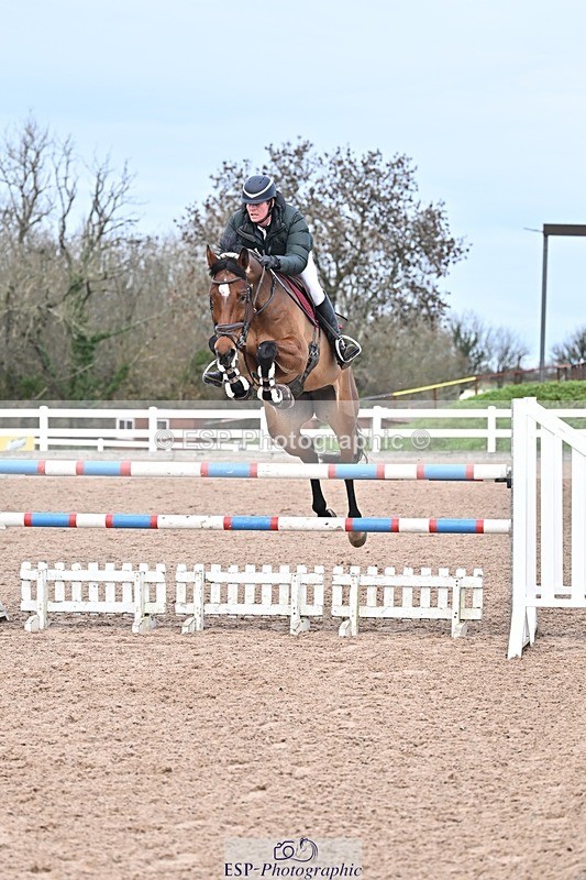 251126-134443-00623 - Cls 5 Foxhunter and 1.20m
