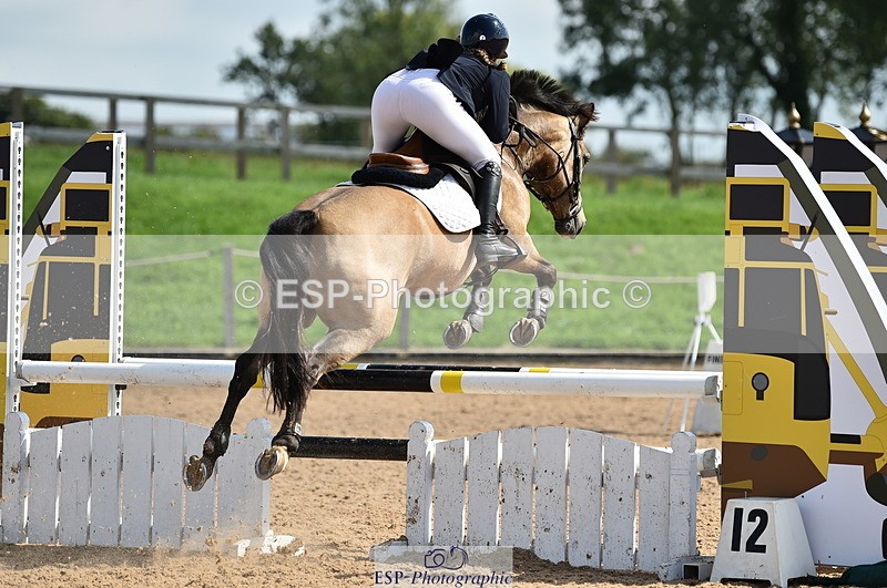 230902A-131346-01361 - Cls 3A Pony Medium 80cm