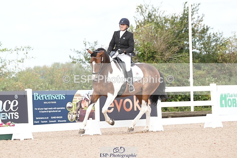 250906-110737-01951 - 026-Alison.McCarthyFarleaze.Lady.Sylvia